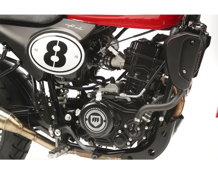 med_fit_macbor-eight-mile-125-new-2023-detalle-motor.webp