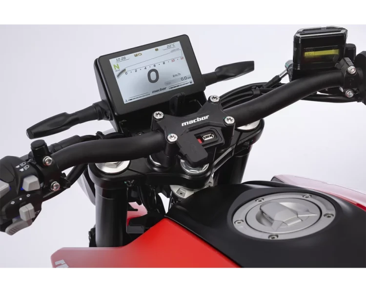 med_fit_macbor-nueva-shifter-125-evo-detalle-dashboard-tft-color-conectividad.webp